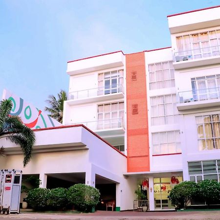 Kanola Luxury Hotel Anuradhapura Zewnętrze zdjęcie