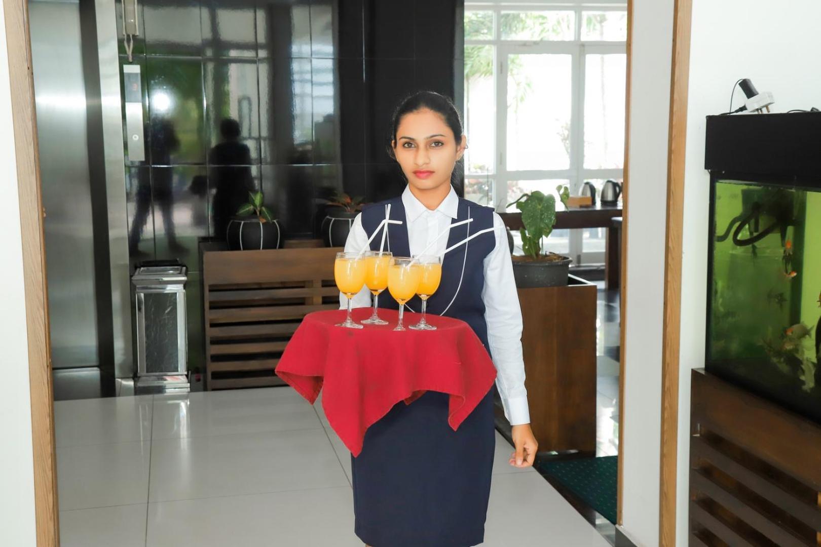 Kanola Luxury Hotel Anuradhapura Zewnętrze zdjęcie