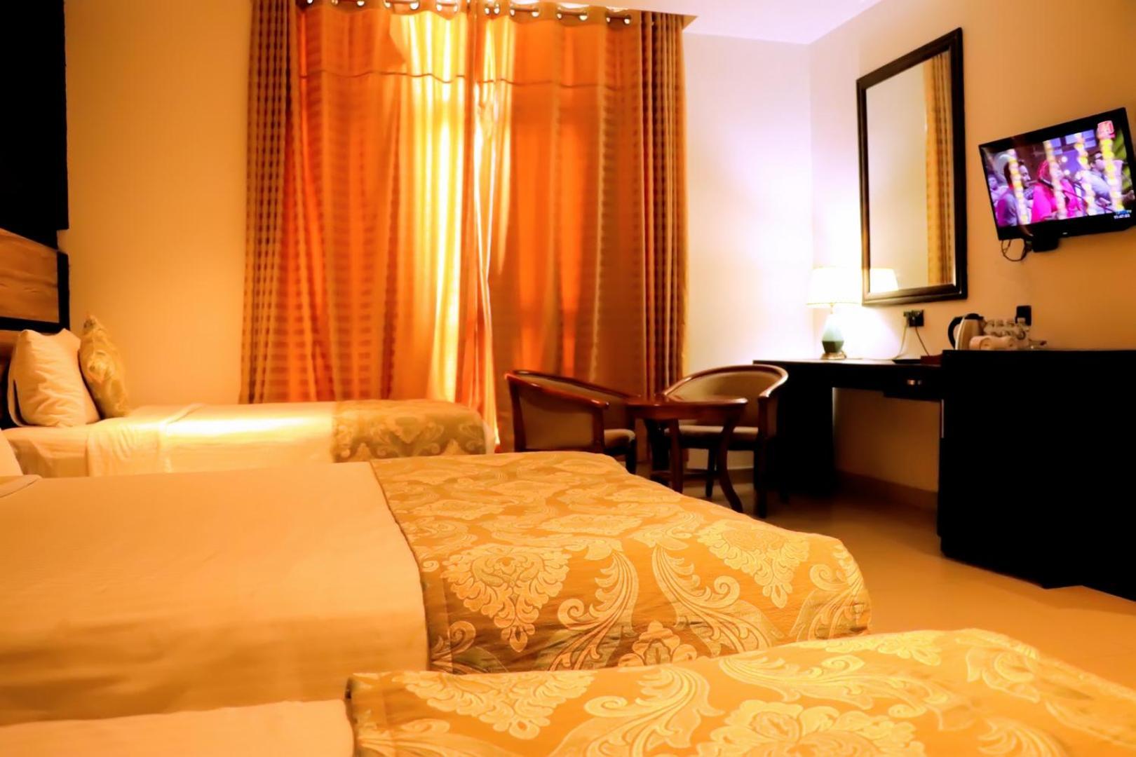 Kanola Luxury Hotel Anuradhapura Zewnętrze zdjęcie